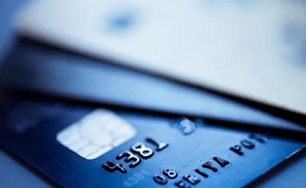 How to Use Credit Cards Wisely Without Falling into Debt